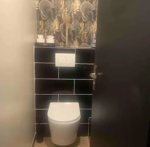 3 Parking Et Terrasse *